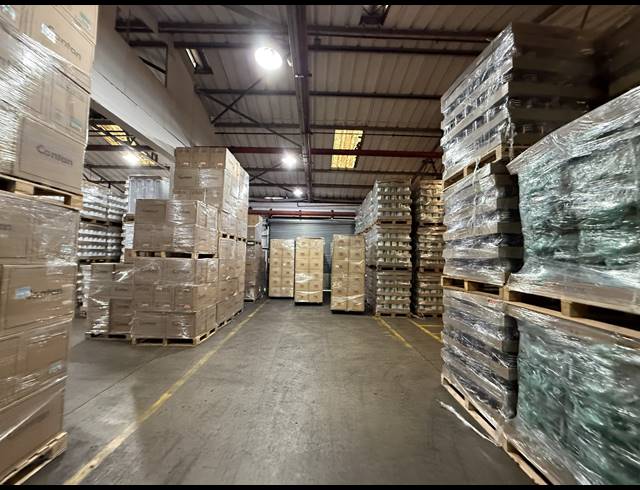 2,800M² WAREHOUSE TO LET IN BELLVILLE SOUTH